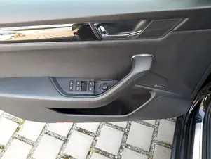 Škoda Superb L&K