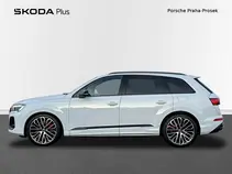 Q7 