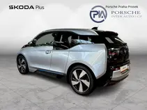 i3