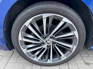 Škoda Superb L&K