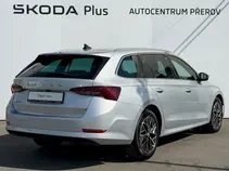 Octavia Style Plus