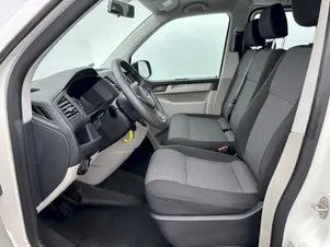 Volkswagen Transporter Kombi 
