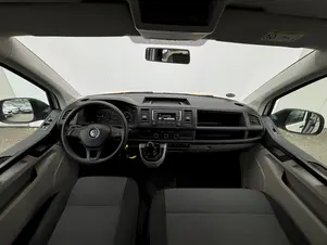 Volkswagen Transporter Kombi 