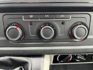 Volkswagen Transporter Kombi 