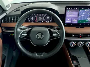 Škoda Superb L&K
