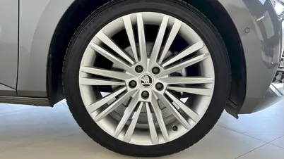 Škoda Superb Style Plus