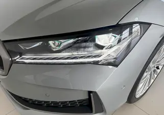 Škoda Superb L&K