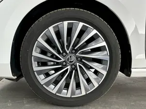 Škoda Superb L&K