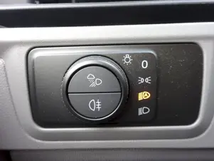Volkswagen Transporter - skříňový vůz  