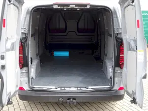 Volkswagen Transporter - skříňový vůz  