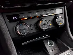 Škoda Superb Ambition Plus