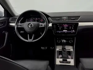 Škoda Superb L&K