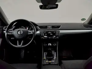 Škoda Superb Bussines