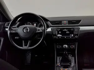 Škoda Superb Bussines