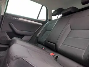Škoda Superb Bussines