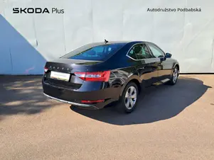 Škoda Superb Ambition Plus