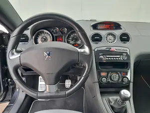 Peugeot RCZ 