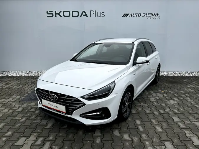 i30