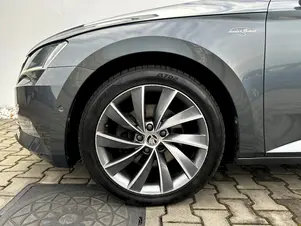 Škoda Superb L&K
