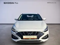 i30