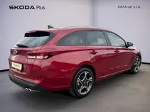 i30
