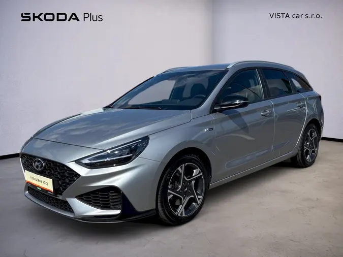 i30