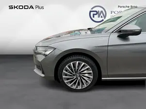 Škoda Superb L&K
