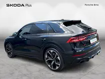 RS Q8 
