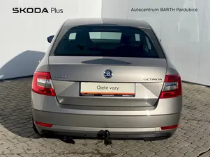 Škoda Octavia Trumf