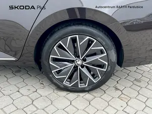 Škoda Superb L&K