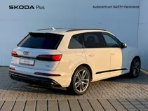 Q7