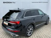 Q7