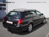 Avensis 