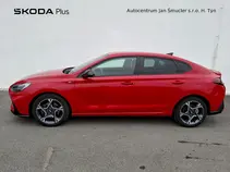 i30