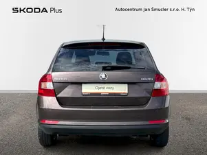 Škoda Rapid 