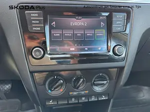 Škoda Rapid 