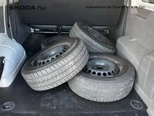 Volkswagen Transporter Kombi 