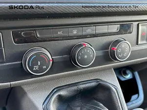 Volkswagen Transporter Kombi