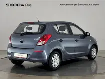i20