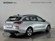 i30