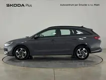 i30