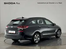 i30 