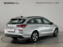 i30 