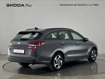 i30