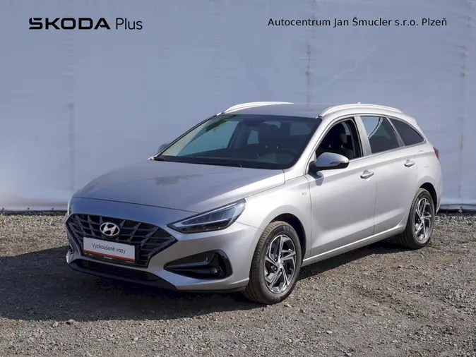 i30