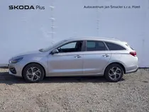 i30