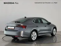 Octavia Top Selection