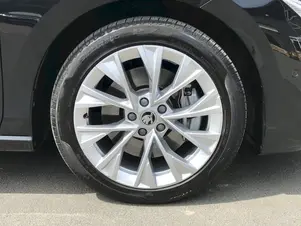 Škoda Superb L&K