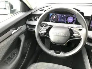 Škoda Superb Selection