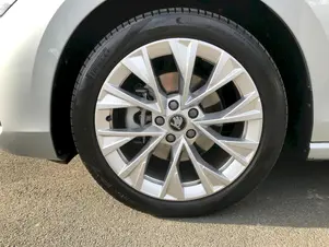 Škoda Superb Selection